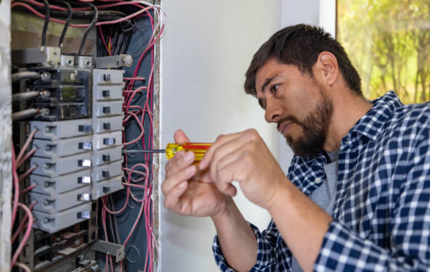 Best Affordable Emergency Electrician  in Coal Grove, OH